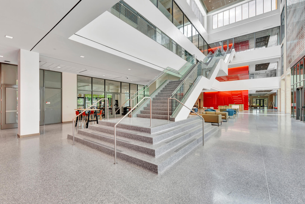 UNIVERSITY OF HOUSTON COLLEGE OF MEDICINE